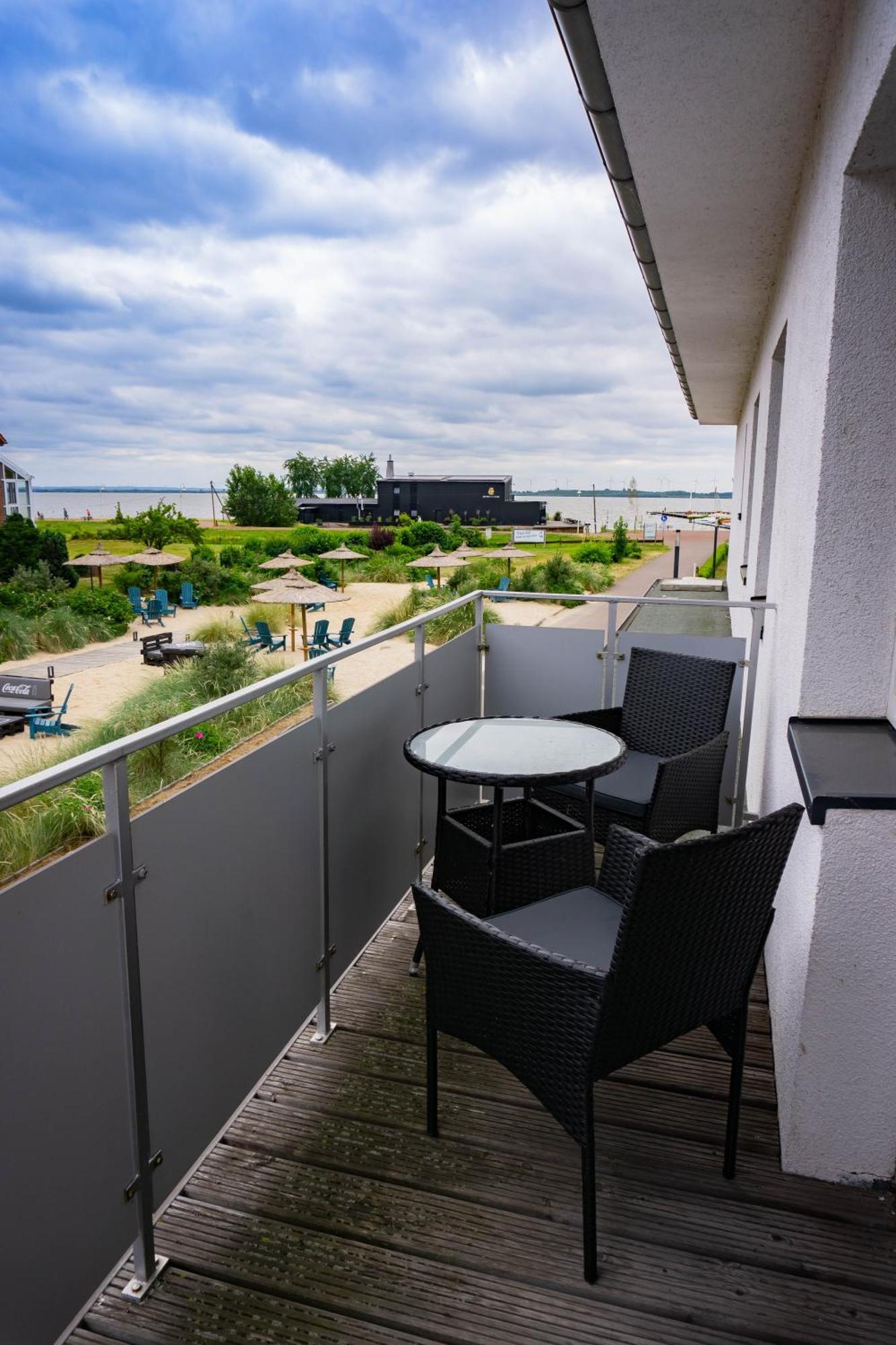 Haus Strandglueck - Urlaub Mit Blick Auf Den Duemmer See Apartment Lembruch Exterior foto